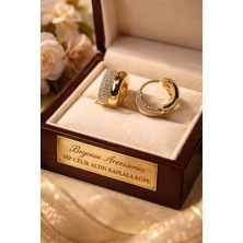 Begonia Accessories Vip Çelik Altın Kaplama Zirkon Taşlı Halka Küpe Minimal Figürlü Çivi Küpe Paslanmaz Kararmaz Alerji Yapmaz Şık Zarif Günlük ve Özel Gün Kadın Küpe