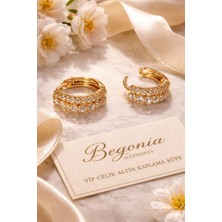 Begonia Accessories Vip Çelik Altın Kaplama Zirkon Taşlı Halka Küpe Minimal Figürlü Çivi Küpe Paslanmaz Kararmaz Alerji Yapmaz Şık Zarif Günlük ve Özel Gün Kadın Küpe