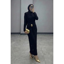 inStyle Broş Detay Büzgülü Siyah Sandy Elbise