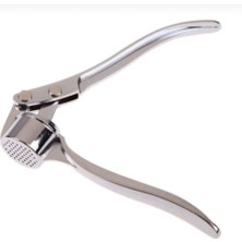 Feyza Design Paslanmaz Çelik Sarımsak Ezici – Pratik ve Dayanıklı Mutfak Gereçi