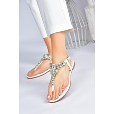 Fox Shoes Beyaz Taşlı Parmak Arası Kadın Sandalet M272006009