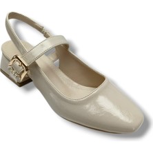 Ceylan Shoes 315-26 Kırışık Rugan Deri Kısa Kare Topuk Arkası Açık Kadın Ayakkabı