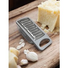 Feyza Design Pratik ve Dayanıklı Sarımsak ile Peynir Rende Seti, Mutfağınıza Şıklık Katıyor