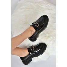 Fox Shoes Siyah Rugan Kalın Tabanlı Kadın Günlük Ayakkabı K294760008