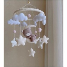 Metfiq (Müziksiz)Ayıcık Gelişim Odaklı Beşik Yanı Keçe Dönence Bebek Çocuk Odası Süsü