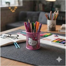 Ada Çanta Kırtasiye Hello Kitty Figürlü Masa Üstü Metal Yuvarlak Model Şık Tasarım Kalemlik Koy Pembe AD44129