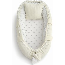 Jaju Baby Ponpon Detaylı Krem Waffle Babynest – Mickey Desenli, Ortopedik Bebek Yatağı