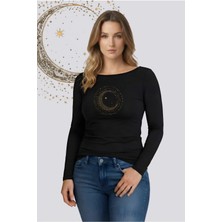 Kurun's Collection Hilal ve Yıldızlar Baskılı Soft Kumaş Kayık Yaka Uzun Kol Bluz