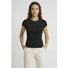 Kurun's Collection Yaka ve Göğüs Inci Işlemeli Soft Kumaş Bisiklet Yaka Basic Kısa Kol Bluz