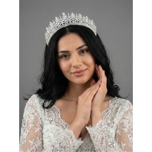 Magic Tiara Işıltılı Zarafetin Simgesi – Yüksek Formlu Taşlı Gelin Tacı