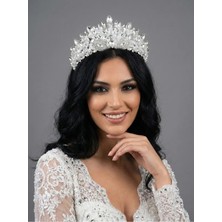Magic Tiara Taçlı Gelin Saç Aksesuarı – Kristal Işıltılı Yüksek Model