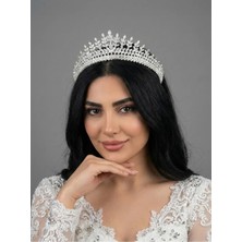 Magic Tiara Yoğun Taş Işlemeli Işıltılı Gelin Tacı – Yaprak Motifli Zarif Tasarım