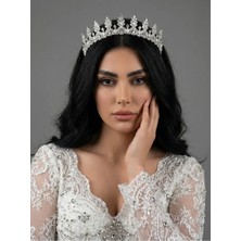 Magic Tiara Taş Detaylı Gelin Tacı – Modern Prenses Stili Işıltılı Kristal Taç