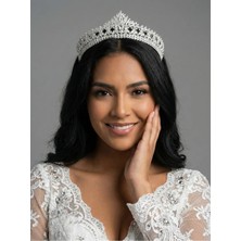 Magic Tiara Zamansız Zarafet – Büyük Kristal Taşlı Gelin Tacı