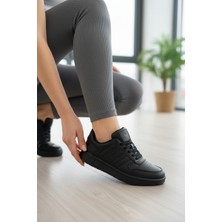 Enoch Kadın Spor Ayakkabı Kontrast Bant Detaylı ve Perfore Burunlu Düz Tabanlı Günlük Casual Sneaker