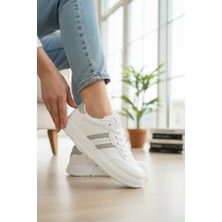 Enoch Kadın Spor Ayakkabı Delikli Detaylı ve Hafif Comfort Düz Tabanlı Günlük Sneaker