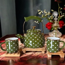 Feyza Design Yeşil Puantiyeli Emaye Çaydanlık ve Kupa Seti, Ahşap Altlıklı, 6 Parça