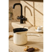 Feyza Design El Işçiliği Emaye Cezve 12 Cm, Şık ve Kullanışlı Tasarım