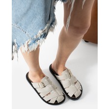 Dicle Polat Patter Bej Süet Kemer Toka Detaylı Düz Taban Kadın Terlik