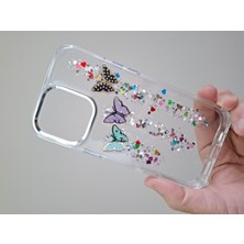 Epro iPhone 15 Pro Max Uyumlu 3 Boyutlu Kelebek Desenli Taşlı Simli Askı Aparatlı Metal Tuşlu Sert Kılıf