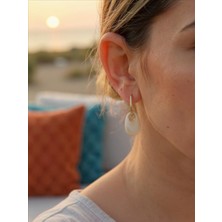 QA Quella Accessories Özel Seri Tasarım Inci Sedef Midye Sallantılı 14K Gold Küpe