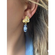 QA Quella Accessories Özel Seri Tasarım Inci Çiçek Seramik Sallantılı 14K Gold Küpe