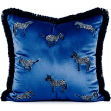 Ge Living Zebra Desenli Kadife Kırlent Kılıfı 45X45 cm – Modern Dekoratif Koltuk Yastık Kılıfı