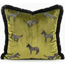 Ge Living Zebra Desenli Kadife Kırlent Kılıfı 45X45 cm – Modern Dekoratif Koltuk Yastık Kılıfı