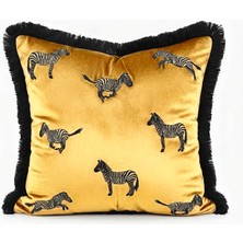 Ge Living Zebra Desenli Kadife Kırlent Kılıfı 45X45 cm – Modern Dekoratif Koltuk Yastık Kılıfı