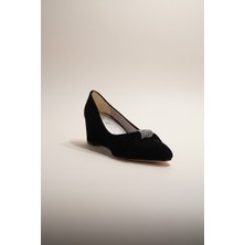 Modayak Zarif Siyah Süet Kalın Topuk Yuvarlak Burun Taşlı Topuklu Ayakkabı