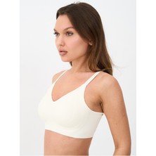 Alya Underwear Kadın Fitilli Kumaşlı Esnek Balensiz Hafif Dolgulu Çıkarılabilir Kaplı Lazer Kesim Sütyen