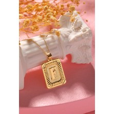 Moom Mücevherat Kadın 14 Ayar Altın Kare Harf Kolye F Harfi Altın Kolye Zincirli Harf Kolye