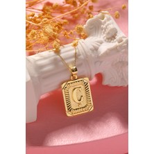 Moom Mücevherat Kadın 14 Ayar Altın Kare Harf Kolye Ç Harfi Altın Kolye Zincirli Harf Kolye