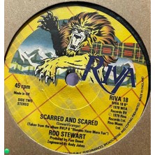 Plakantik Rod Stewart - Ain't Love A Bitch / Scarred And Scared (7" Vinyl) 1979 Uk Press Riva 18