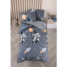 Çeyiz Merkezi Astronot Desenli Wellsoft Çift Taraflı 4 Mevsim Yorgan Seti 3 Parça - Tek Kişilik