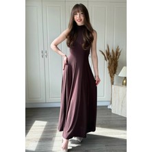 Dilay Gökoğlu Butik Halter Yaka Boyunlu Pileli Zarif Maxi Elbise