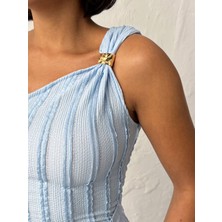 Tek Omuz Dore Aksesuarlı Püskül Dokulu Mini Elbise