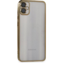  Samsung Galaxy A05 Kılıf Razer Lensli Silikon - Gold