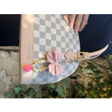 Maıson De Mode Coquette El Örmesi Pembe Fiyonklu Inci Detaylı Çanta Charm
