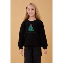 Perendi Kız Çocuk Bisiklet Yaka Nakış Detaylı Kışlık Sweatshirt