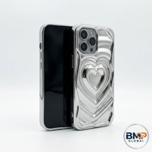 🖤 Gümüş Işıltısı ve Kalp Dokunuşu: iPhone 14 3D Wave Case