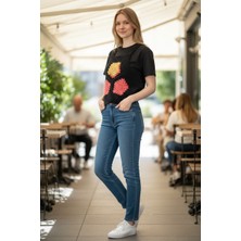 Tokuşka Motifli Tığ Işi El Örgüsü Kadın Askılı Süveter