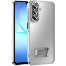 Galaxy A17 Kılıf Kamera Korumalı Logo Gösteren Zore Omega Kapak - Gümüş