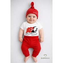 Babyden's Atatürk Baskılı Kısa Kol 3’lü Bebek Takımı %100 Pamuk Body Pantolon Şapka Set Bayramlık Bebek Kombin