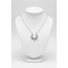 Güneş Figürlü Gümüş Kolye – Zarif ve Modern Kadın Kolyesi