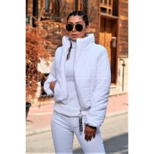 Modanı Seç Beyaz Dik Yaka Su Geçirmez Fermuar Kapamalı Kısa Şişme Mont