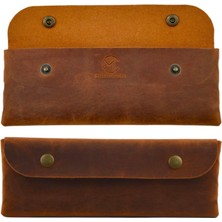 Pucutun El Yapımı Kalemlik Hakiki Deri, Deri Küçük Kalem Kutusu – Iş, Ofis, Okul Aksesuar Tutucu, Klasik ve Minimal El Yapımı Tasarım Kalemlik (Camel)