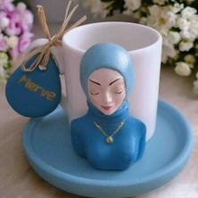 Yıldız İskandinav 🌙 2026 Ramazan Koleksiyonu | Isme Özel Tesettürlü Kadın Figürlü Porselen Fincan Seti – Anneler Günü & Özel Gün Hediyesi