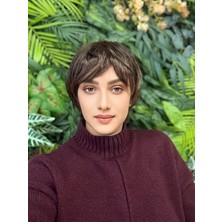 Aura Peruk Açık Kahve Tonunda Olan Kısa Emma Modelimiz