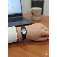 Samstar Bayan Rakamlı Retro Kol Saati